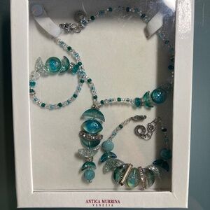 Necklace and a bracelet. Antica Murrina